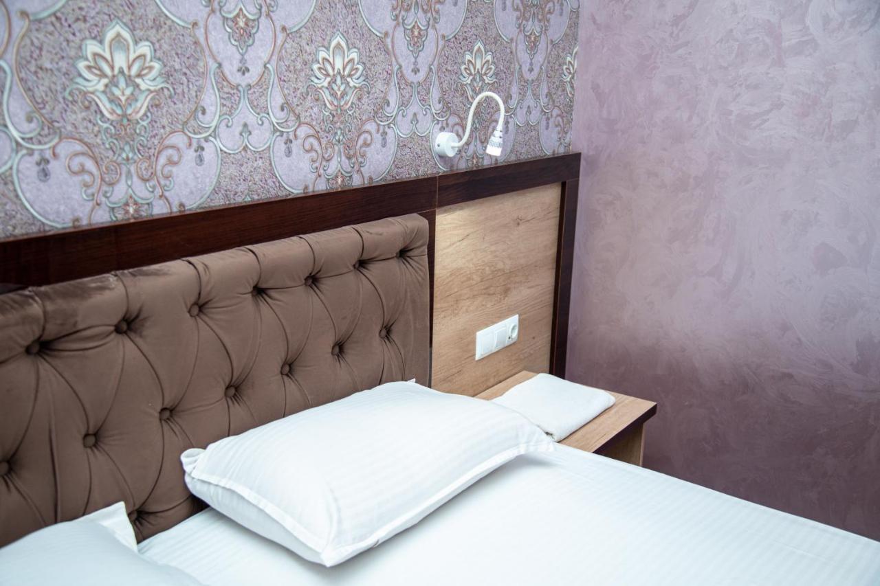 Armon Apart Hotel Chudschand Exterior foto